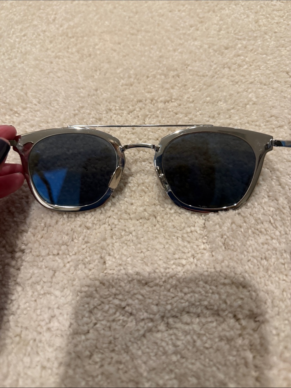 Saint Laurent SL 28 Metal sunglasses in a silver frame with mirrored lenses - Picture 5 of 7